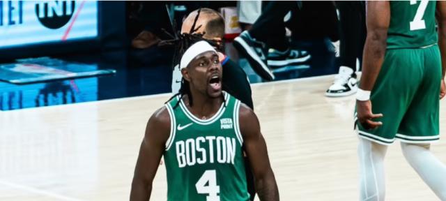 开云体育-一攻一防杀死系列赛悬念！送走霍勒迪，雄鹿后悔吗？