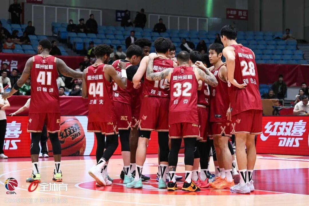 【CBA联赛】第十五轮｜五连胜！浙江稠州金租89-74胜广州朗肽海本！