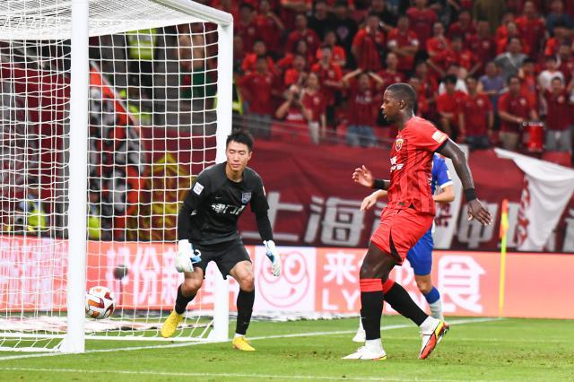 开云下载-若昂首秀惊艳哈维尔如获至宝：正是我们想要的9号！