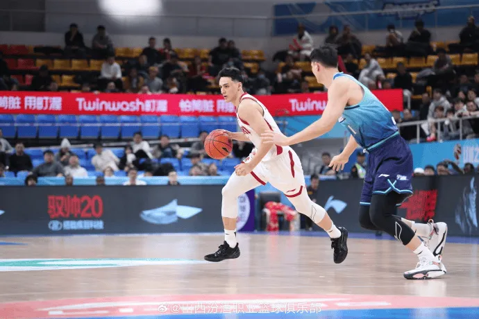 山西男篮分享本场比赛赛场图集：球队84-97不敌宁波男篮