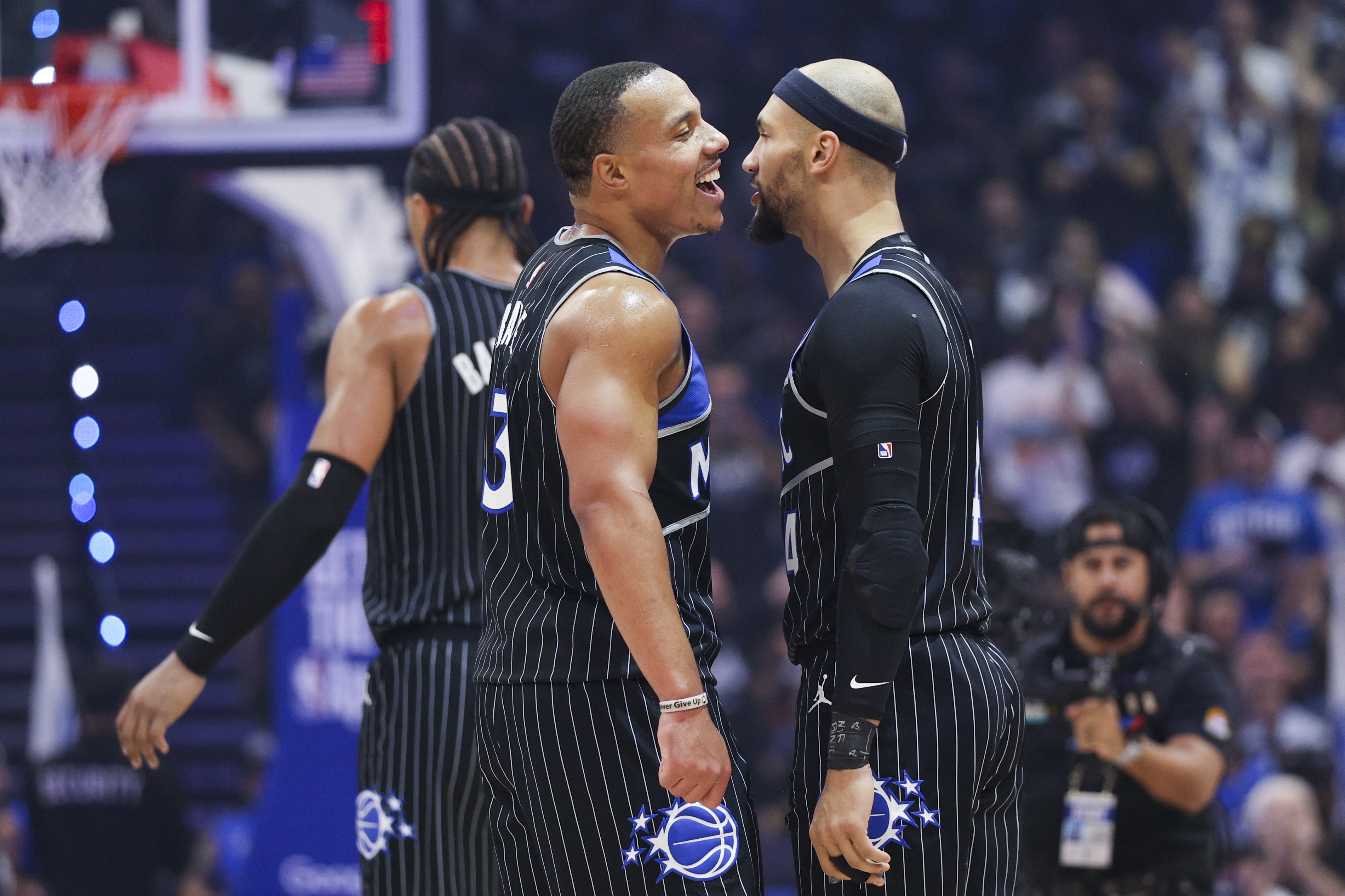 开云下载-NBA彩经：魔术淘汰活塞 骑士擒下猛龙晋级 火箭将湖人拖入抢七